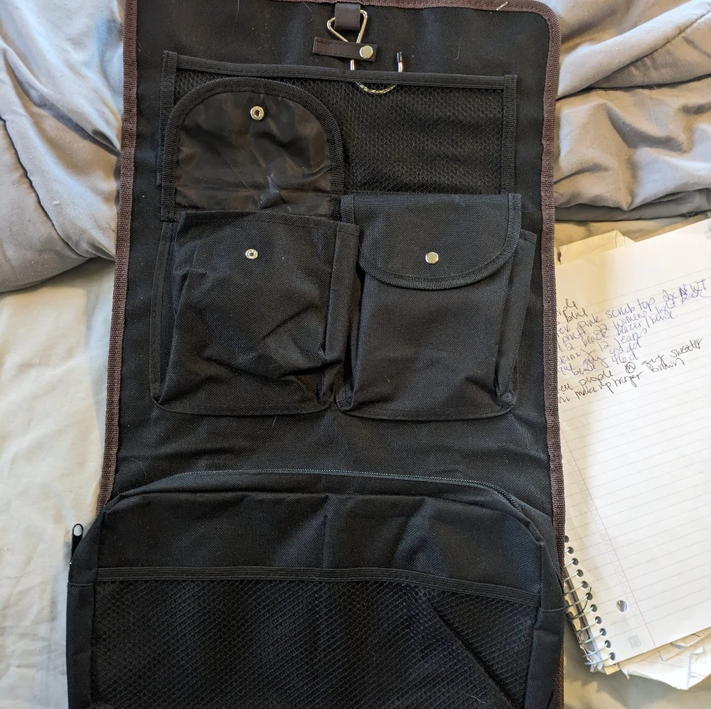 Chi makeup hanger